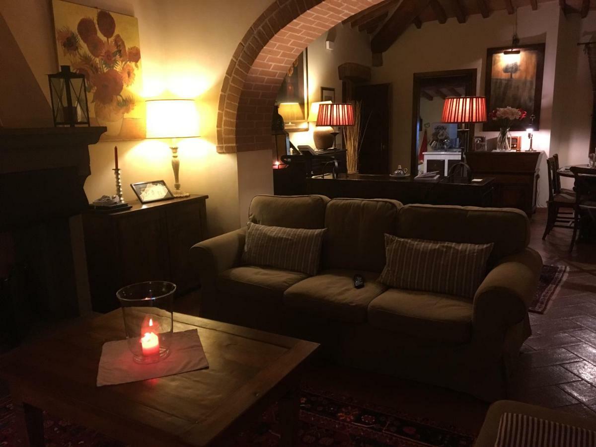 Вилла Casa Del Sole Монтеспертоли Экстерьер фото